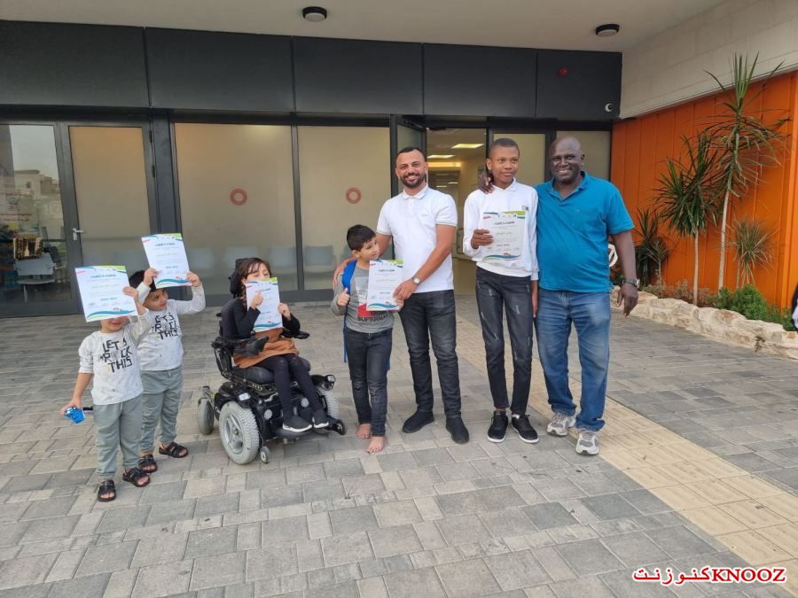 انهاء دورة سباحة لأصحاب التحديات في المركز الجماهيري رهط 